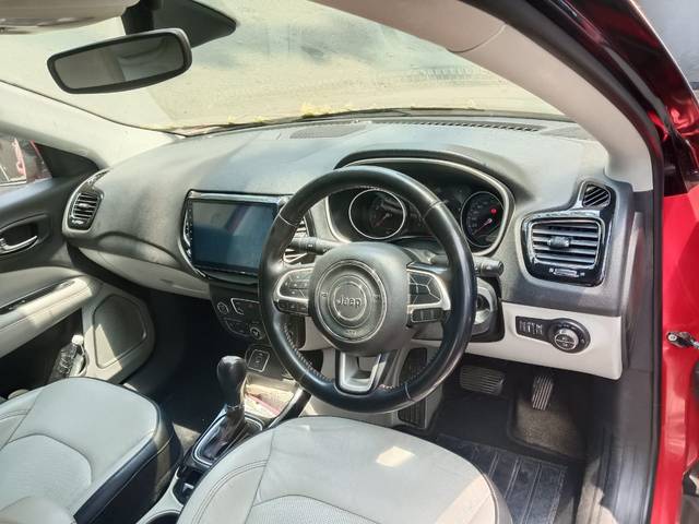 https://images10.gaadi.com/usedcar_image/4517803/original/05add58f27021a11eb5de0f692e02da7.jpg?imwidth=6402