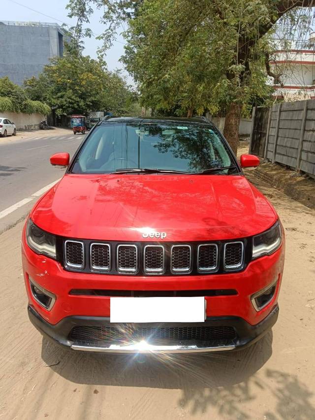 https://images10.gaadi.com/usedcar_image/4517803/original/processed_d6a93bacd7dabc2b6e4c53a80f5dca9a.jpg?imwidth=6401
