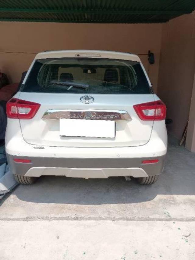 https://images10.gaadi.com/usedcar_image/4517805/original/processed_17d1796b-30a9-4065-904f-30eb6f05d024.jpg?imwidth=6400