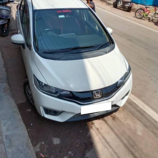 https://images10.gaadi.com/usedcar_image/4517834/original/processed_866649a9-0010-4fc9-a47d-6cb0a9f5ad2e.jpg?imwidth=6400
