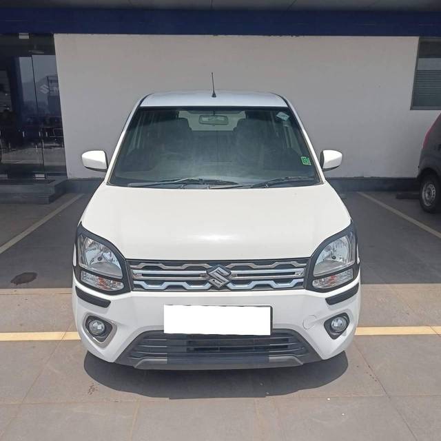 https://images10.gaadi.com/usedcar_image/4517847/original/processed_8044118a83a905285101c5b0fe4d3226.jpg?imwidth=6400