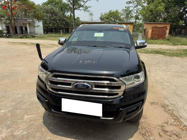https://images10.gaadi.com/usedcar_image/4517848/original/processed_09175320-7669-498d-ac7c-bd61fa0d8a38.jpg?imwidth=6400