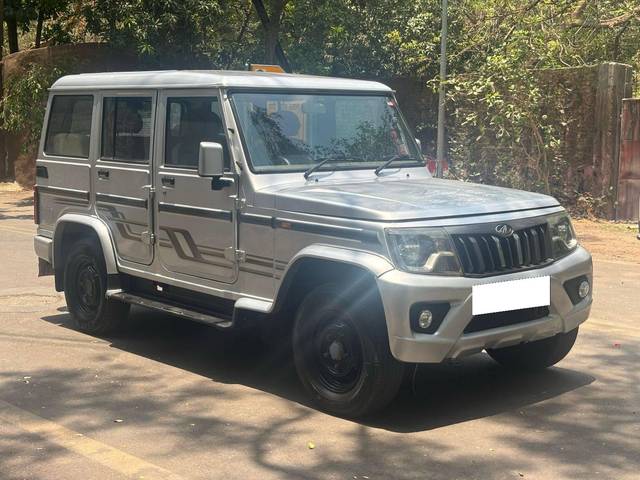 https://images10.gaadi.com/usedcar_image/4517849/original/processed_1b5f33b8ff00b86a67e8cb36901c2a5e.jpg?imwidth=6400