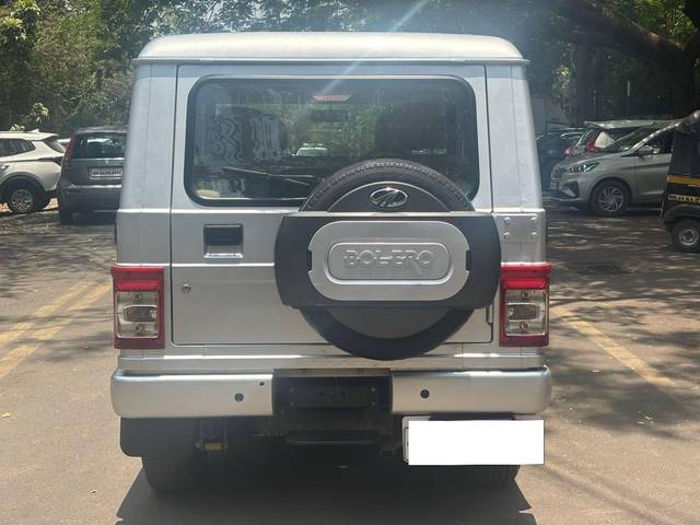 https://images10.gaadi.com/usedcar_image/4517849/original/processed_ad3fb8e7255c0d0e9e0232e622416960.jpg?imwidth=6402