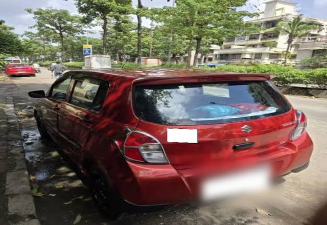 https://images10.gaadi.com/usedcar_image/4517863/original/15ee0bfb-dc93-430e-8dc1-903ad39f9baf.?imwidth=6402