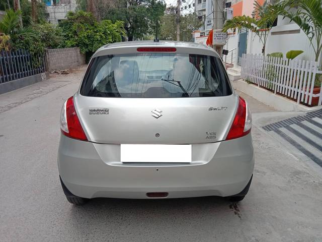 https://images10.gaadi.com/usedcar_image/4517864/original/processed_b966c1d52feb66a01a0cfa0ac81f6d71.jpg?imwidth=6402