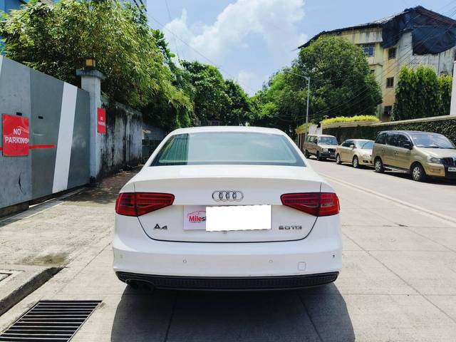 https://images10.gaadi.com/usedcar_image/4517867/original/processed_b0b28e5be16221f7cb0239b512ab9436.jpeg?imwidth=6402