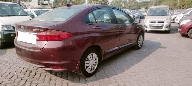 https://images10.gaadi.com/usedcar_image/4517868/original/processed_8752616f5cb71c031d4d28878e1e34cf.jpg?imwidth=6402