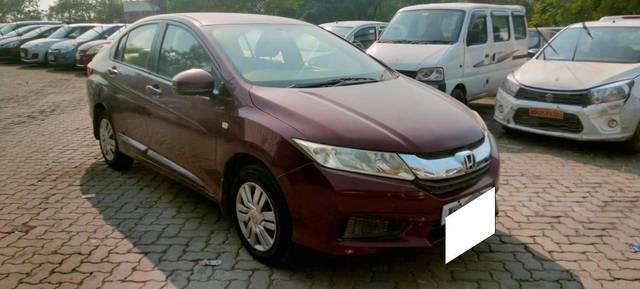 https://images10.gaadi.com/usedcar_image/4517868/original/processed_f9db91a3822962281ebd8a61d470d70b.jpg?imwidth=6401