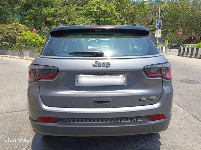 https://images10.gaadi.com/usedcar_image/4517869/original/processed_cb0fba3dba6dbc7b675c66b82163f6c6.jpg?imwidth=6402