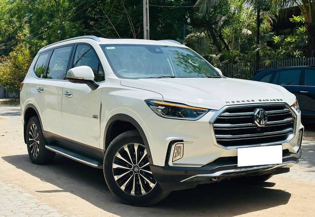 https://images10.gaadi.com/usedcar_image/4517871/original/processed_3d7abc387ab7079f4220871b38ceb090.jpg?imwidth=6400