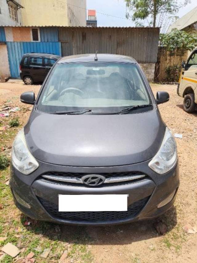 https://images10.gaadi.com/usedcar_image/4517886/original/processed_6be91e05-e9ff-4e63-9b97-de77e9f948f2.jpg?imwidth=6400