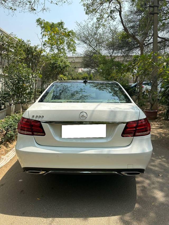 https://images10.gaadi.com/usedcar_image/4517891/original/processed_41d30087650069025afe52d25454e897.jpg?imwidth=6401