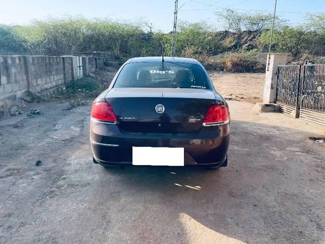 https://images10.gaadi.com/usedcar_image/4517902/original/processed_f5b39945-bab6-4e40-bbb0-ea4aa4cecaf7.jpeg?imwidth=6401