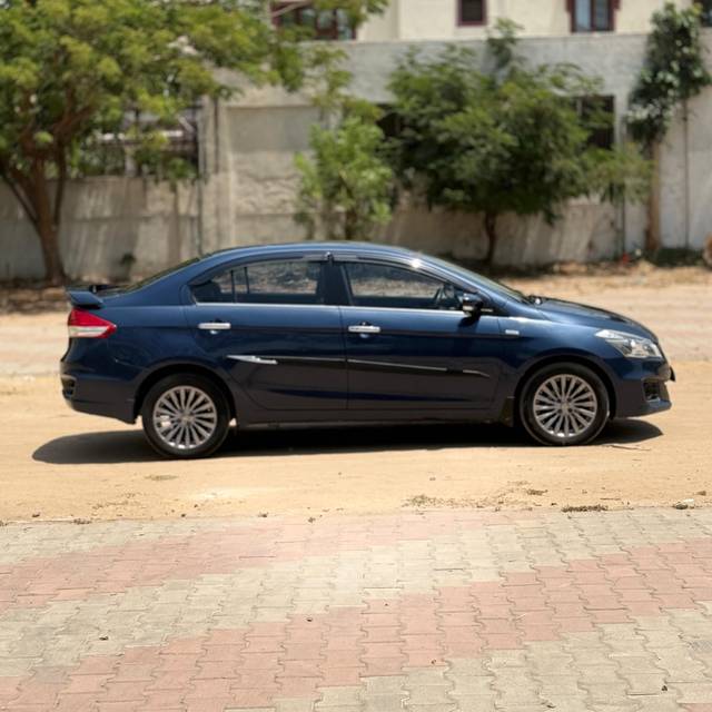https://images10.gaadi.com/usedcar_image/4517903/original/f7ece45a707dbe7f5232b894dfa12fbc.jpg?imwidth=6401