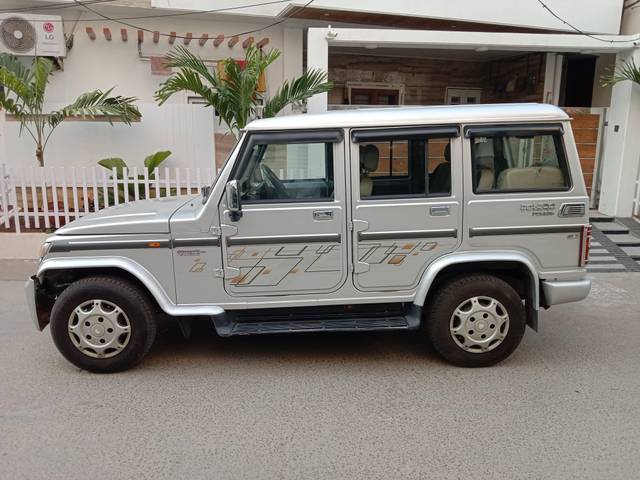 https://images10.gaadi.com/usedcar_image/4517905/original/processed_d1297fa1a771e4f2004cdfbc7138de2b.jpg?imwidth=6401