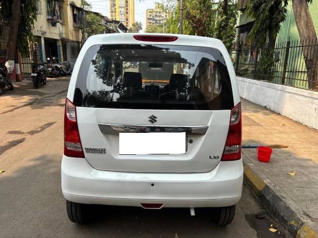 https://images10.gaadi.com/usedcar_image/4518003/original/processed_8c2e7ffd-b558-4a07-be93-3ff0dcdc33e3.jpg?imwidth=6402