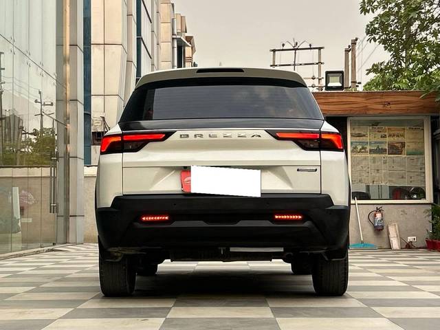 https://images10.gaadi.com/usedcar_image/4518014/original/processed_057544a616559bc7f48612818f0c1793.jpg?imwidth=6401