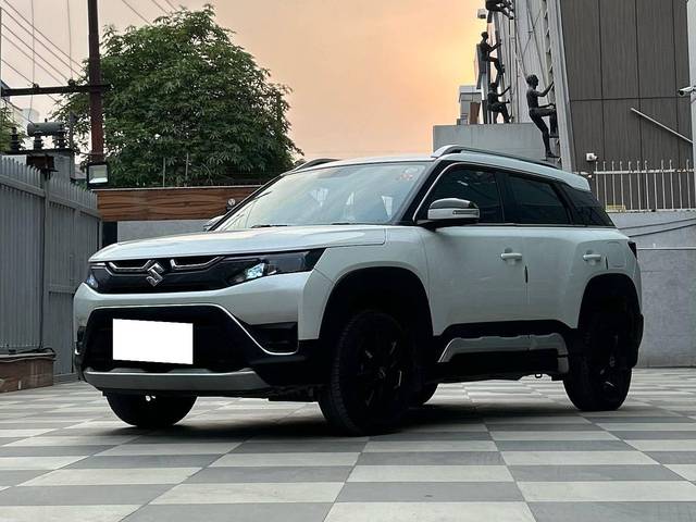 https://images10.gaadi.com/usedcar_image/4518014/original/processed_6b8b8d0596d70d1e374f004acfeeb174.jpg?imwidth=6402