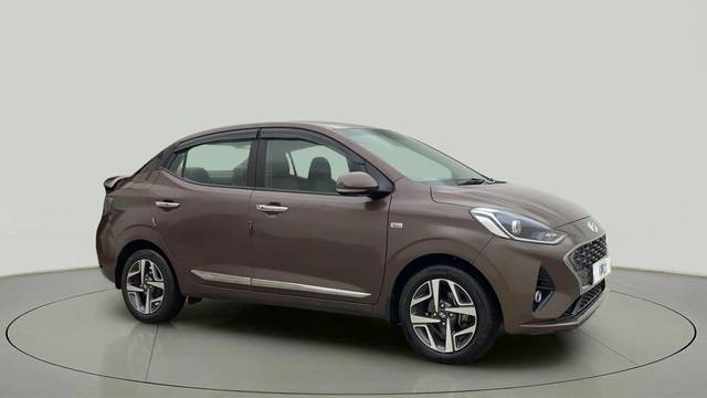 https://images10.gaadi.com/usedcar_image/4518022/original/2f050cfd7036b7489e8b468df7786b32.jpg?imwidth=6400