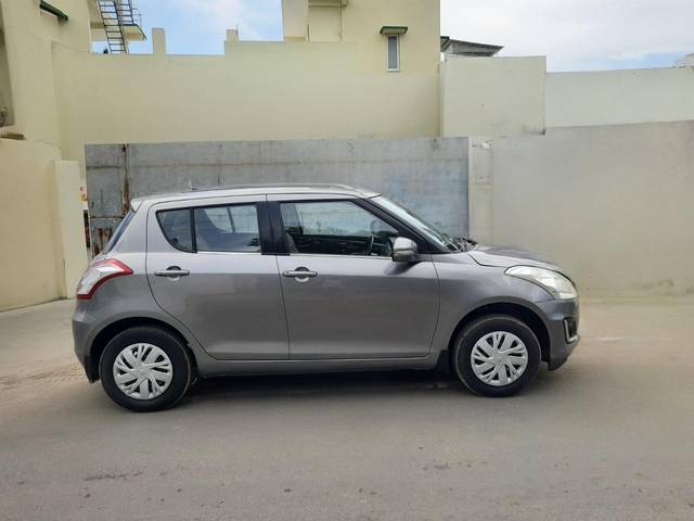 https://images10.gaadi.com/usedcar_image/4518024/original/b163fc9cb3ad941dec73cbc099047a38.jpg?imwidth=6401