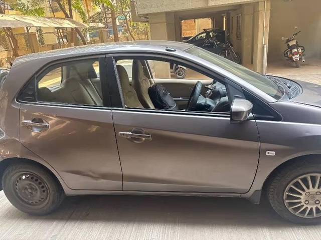 https://images10.gaadi.com/usedcar_image/4518036/original/processed_248e191c-e40c-4a02-8eaa-4e4397c00b70.jpeg?imwidth=6402
