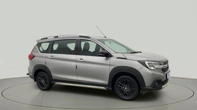 https://images10.gaadi.com/usedcar_image/4518037/original/c2977046f464cec04d78651d18cd4bbe.jpg?imwidth=6400