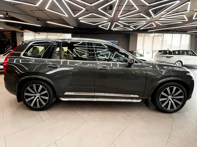 https://images10.gaadi.com/usedcar_image/4518041/original/0dc695f85fb2abf6a94e8d0a4d2e975b.JPG?imwidth=6401