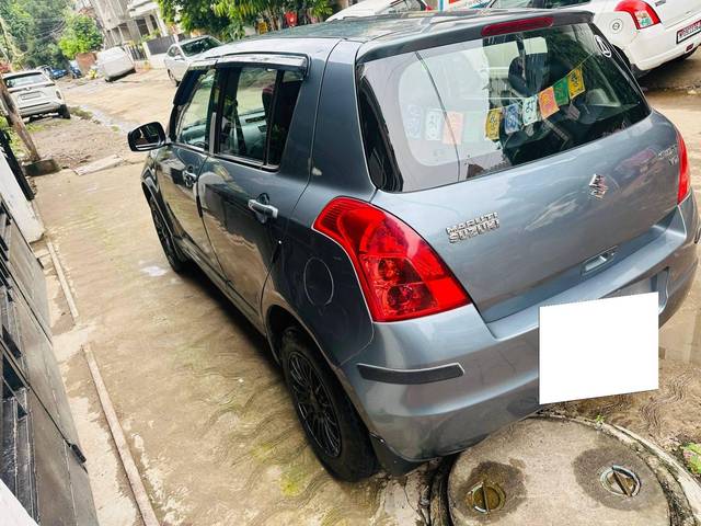https://images10.gaadi.com/usedcar_image/4518044/original/processed_7cba3874625fc6e4a7827a9dead18079.jpg?imwidth=6402