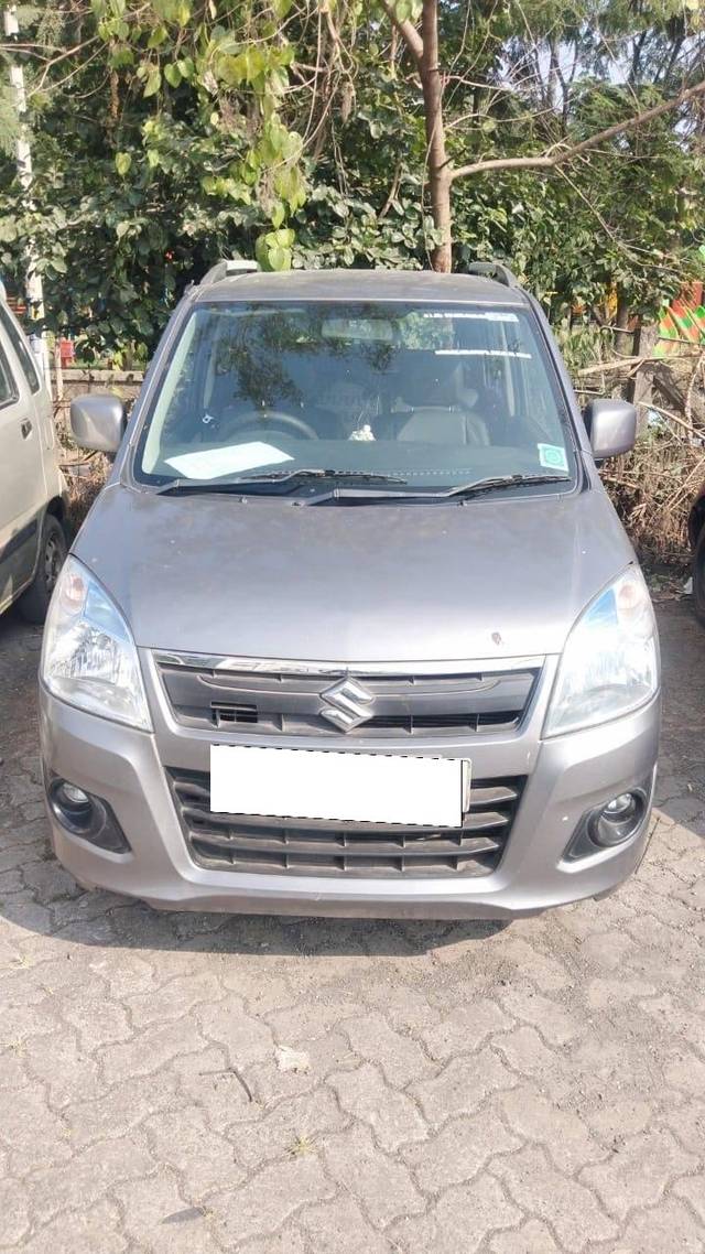 https://images10.gaadi.com/usedcar_image/4518050/original/processed_f37496ff-9f8f-4ad2-9554-fc15c5b1902b.jpg?imwidth=6400