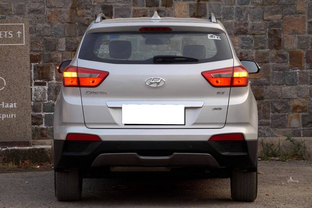 https://images10.gaadi.com/usedcar_image/4518053/original/processed_330e2a33da3a132e4e9549275d6b6981.jpg?imwidth=6401