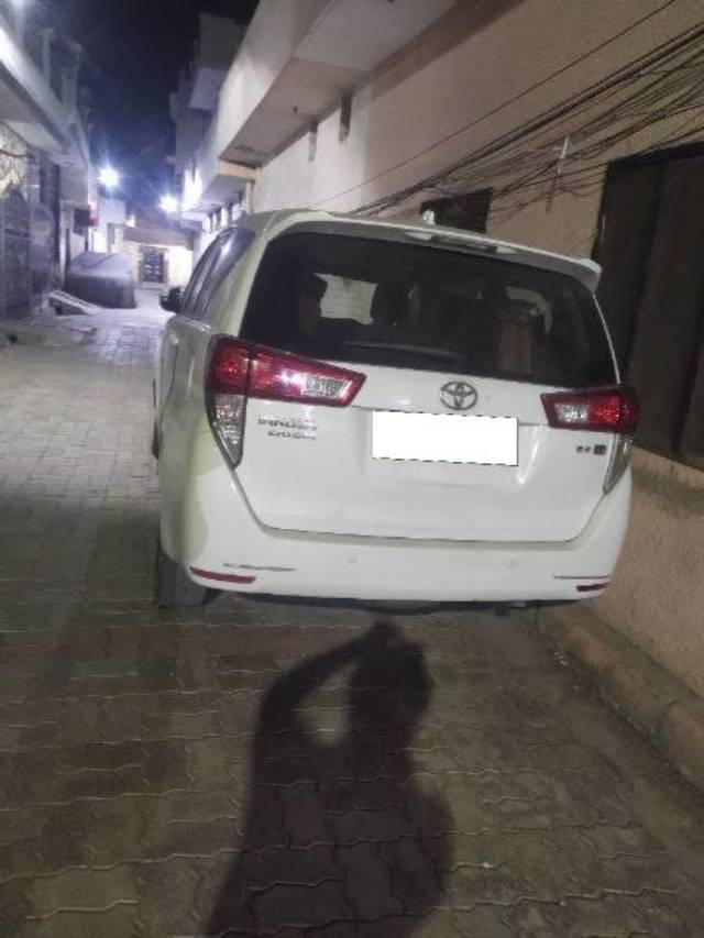 https://images10.gaadi.com/usedcar_image/4518122/original/processed_80d837ce-b732-4b68-a5b6-0bb709320f5e.jpg?imwidth=6401