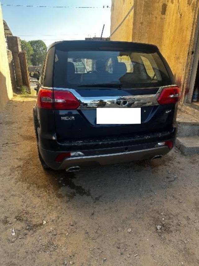 https://images10.gaadi.com/usedcar_image/4518127/original/processed_19c8af55-b367-4e0c-9013-32eb76b5f09e.jpeg?imwidth=6401