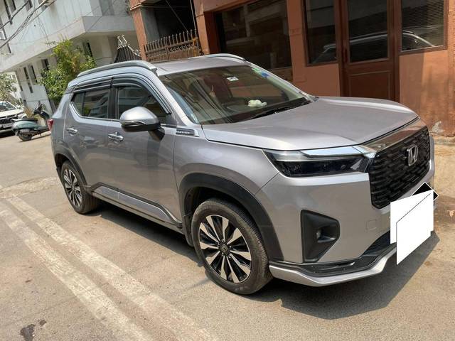 https://images10.gaadi.com/usedcar_image/4518128/original/processed_6b10bdc76719b14d3cbd2379420fa305.jpg?imwidth=6401