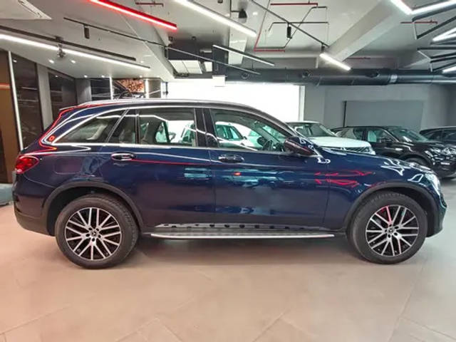 https://images10.gaadi.com/usedcar_image/4518137/original/29c977a3624fa7249d626305a10b31ab.jpg?imwidth=6401