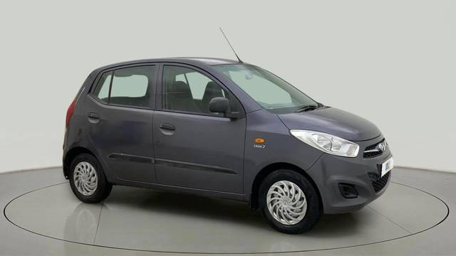 https://images10.gaadi.com/usedcar_image/4518157/original/89338f1690318257c972c947bae0ac0b.jpg?imwidth=6400