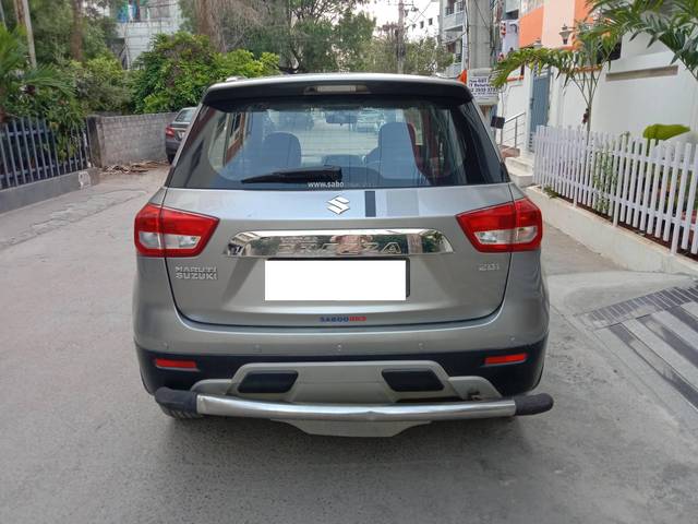 https://images10.gaadi.com/usedcar_image/4518166/original/processed_178902d959ecdf672e6ecc870086139d.jpg?imwidth=6401