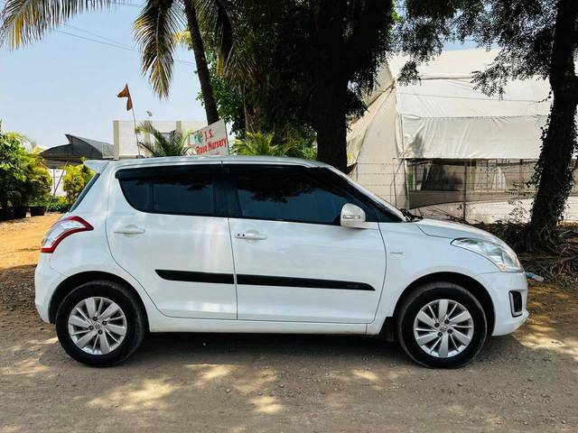 https://images10.gaadi.com/usedcar_image/4518169/original/processed_e123b427-1dd6-4c18-a0f0-bbe2f98d5ba1.jpg?imwidth=6401