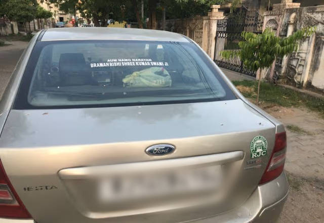 https://images10.gaadi.com/usedcar_image/4518174/original/51b5b112-f741-415b-9ee2-d7e83502382b.?imwidth=6401