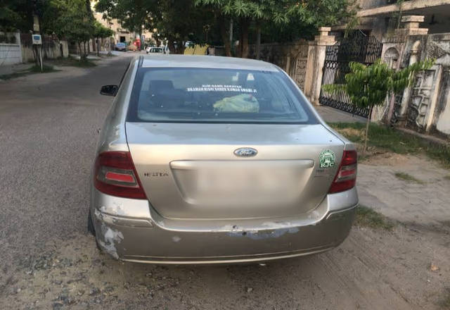 https://images10.gaadi.com/usedcar_image/4518174/original/60b60439-f33f-4955-9ebc-67f900739a24.?imwidth=6402