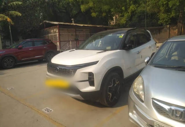 https://images10.gaadi.com/usedcar_image/4518182/original/50ab43c4-e17b-4153-a1db-d888fab6ace7.?imwidth=6401