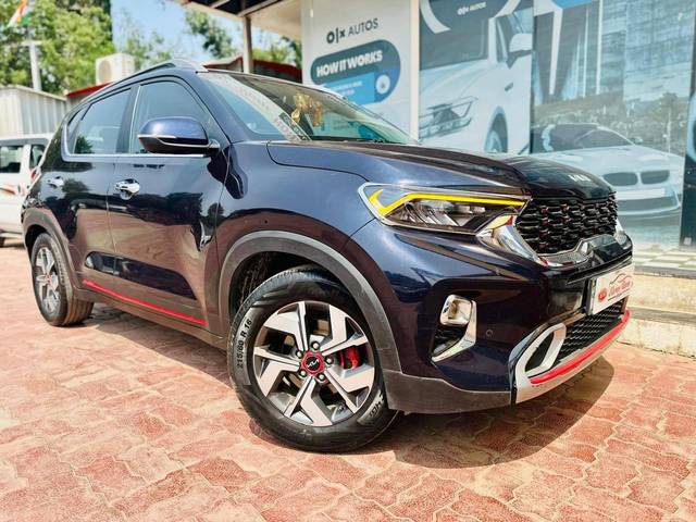 https://images10.gaadi.com/usedcar_image/4518188/original/processed_859f403fb8e3f4b7124ad440dbb708d0.jpg?imwidth=6400
