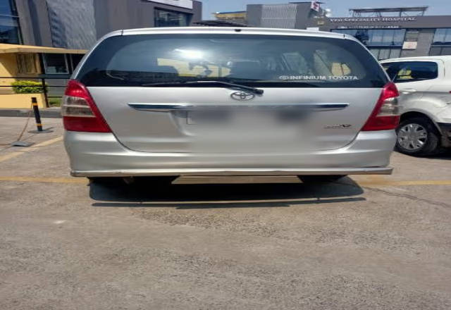 https://images10.gaadi.com/usedcar_image/4518195/original/ca82ec22-f8d6-49cd-82d5-627c246ab02e.?imwidth=6402