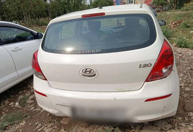 https://images10.gaadi.com/usedcar_image/4518215/original/34079f09-ebc3-4ac8-9f00-74e1c0c2aba7.?imwidth=6402