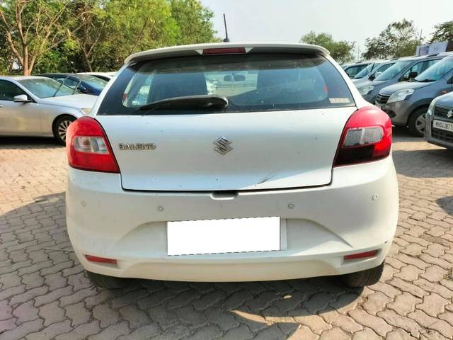 https://images10.gaadi.com/usedcar_image/4518244/original/processed_99fe2187f08ed41d6e6010f590647cb0.jpg?imwidth=6402