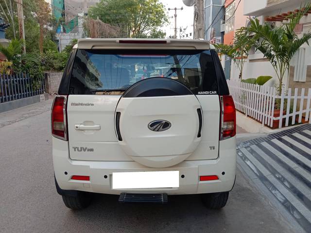 https://images10.gaadi.com/usedcar_image/4518248/original/processed_ca0862905678e665e5b7e81232d619c7.jpg?imwidth=6401