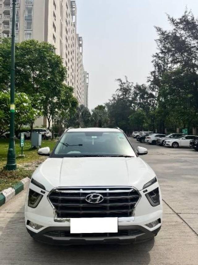 https://images10.gaadi.com/usedcar_image/4518262/original/processed_9802b86a-a4ec-46c4-82ec-96bf992c5470.jpeg?imwidth=6400