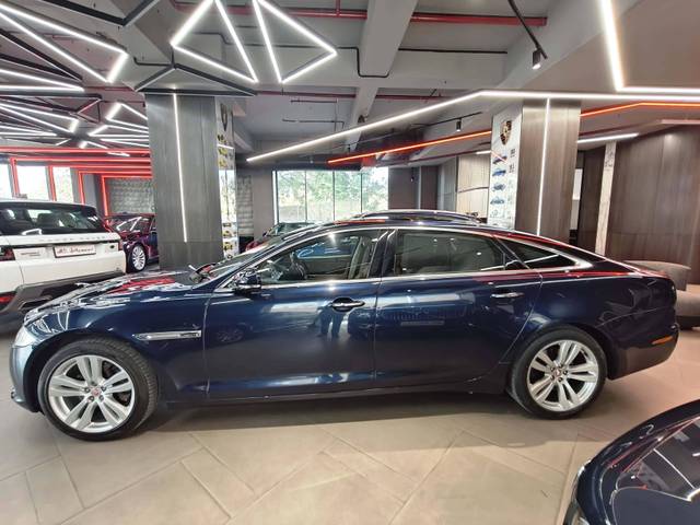 https://images10.gaadi.com/usedcar_image/4518265/original/processed_6187692d97e5865de61d582651acf0dd.jpeg?imwidth=6402