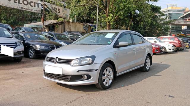 https://images10.gaadi.com/usedcar_image/4518272/original/processed_f88b46db5f5ad4f41dc40174dac19af0.jpg?imwidth=6402