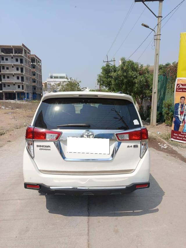 https://images10.gaadi.com/usedcar_image/4518290/original/processed_21cab5c180129cdae550b9700437152f.jpg?imwidth=6402